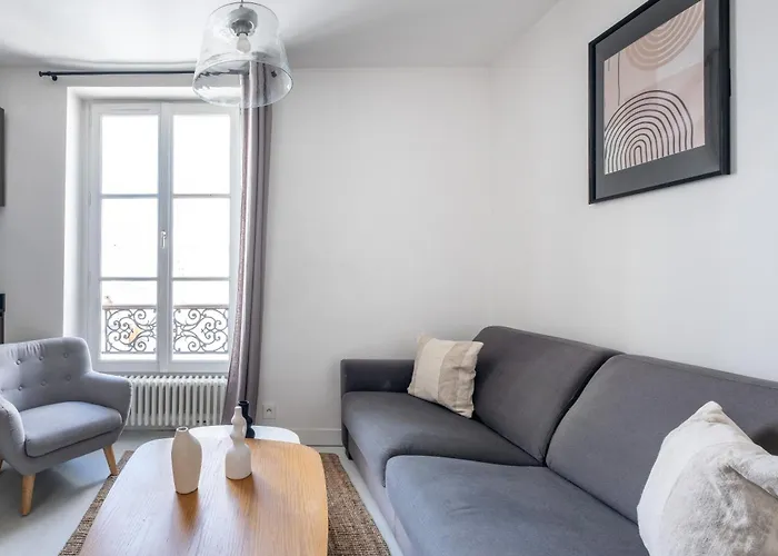 Havre De Luxe Au Pied De Montmartre