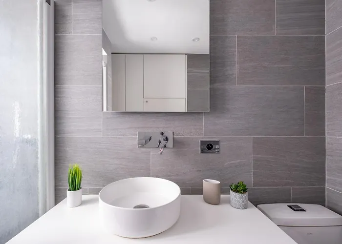 Havre De Luxe Au Pied De Montmartre